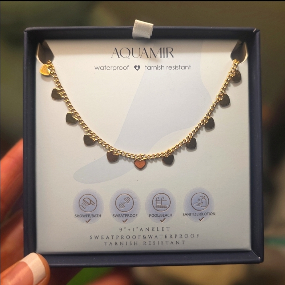 Aquamir Waterproof Gold Heart Charm Anklet